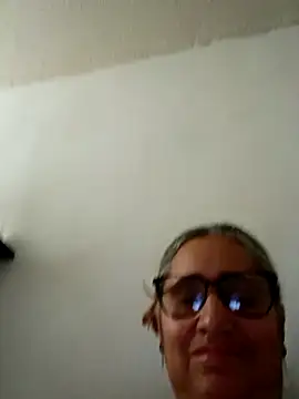 Snapshot of _candi chatting on March 9, 11:36 am candi online show from March 9, 11:36 am