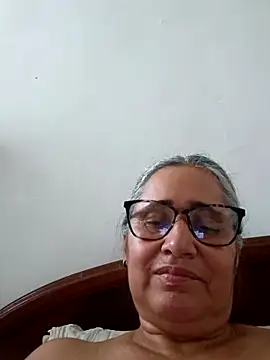 Snapshot of _candi chatting on March 18, 9:18 pm candi online show from March 18, 9:18 pm