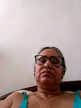 Snapshot of _candi chatting on March 20, 12:54 pm candi online show from March 20, 12:54 pm