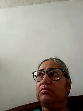 Snapshot of _candi chatting on March 21, 11:26 am candi online show from March 21, 11:26 am