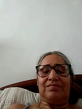 Snapshot of _candi chatting on March 25, 2:12 pm candi online show from March 25, 2:12 pm