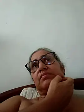 Snapshot of _candi chatting on March 29, 11:54 am candi online show from March 29, 11:54 am