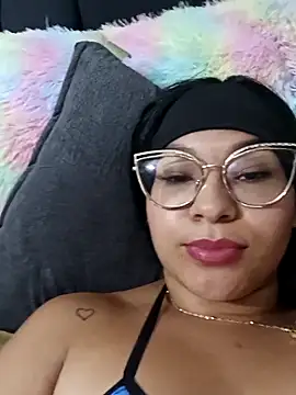 Snapshot of Prins_jazmin chatting on November 8, 4:34 am Prins jazmin online show from November 8, 4:34 am