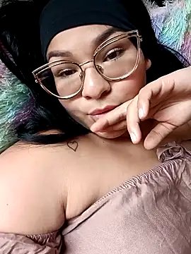 Snapshot of Prins_jazmin chatting on December 4, 6:49 pm Prins jazmin online show from December 4, 6:49 pm