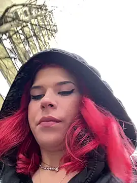 RiriRoseey online show from December 29, 8:44 am