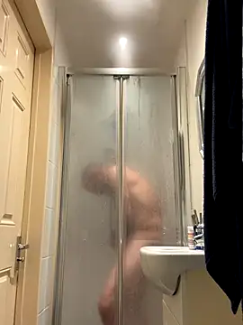 Snapshot of Shyboy817 chatting on November 11, 3:12 pm Shyboy817 online show from November 11, 3:12 pm