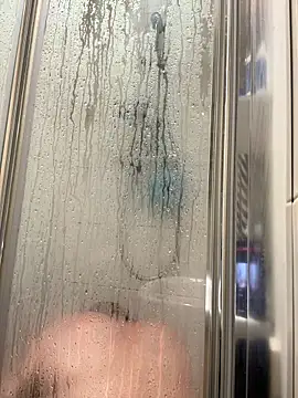 Shyboy817 online show from April 5, 7:22 pm