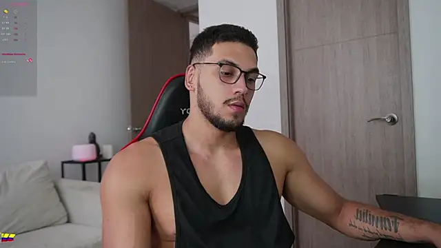 daniel mejia1 online show from February 26, 7:46 pm