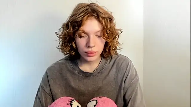 Snapshot of StellaDavis chatting on October 24, 8:00 am StellaDavis online show from October 24, 8:00 am