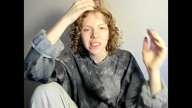 Snapshot of StellaDavis chatting on November 28, 12:30 pm StellaDavis online show from November 28, 12:30 pm