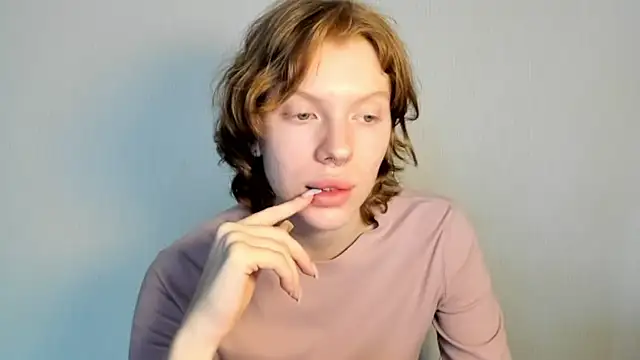 StellaDavis online show from February 25, 8:13 am