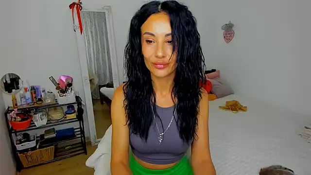 Snapshot of Blackeyeslady chatting on May 22, 4:34 pm Blackeyeslady online show from May 22, 4:34 pm