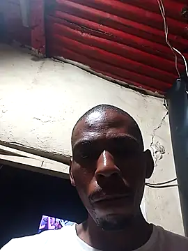 Snapshot of Dick5nn chatting on February 20, 2:52 am Dick5nn online show from February 20, 2:52 am