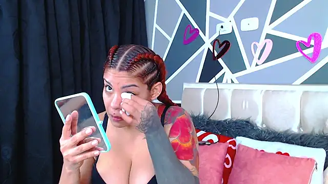 Snapshot of MilenaDavis chatting on March 7, 7:38 pm MilenaDavis online show from March 7, 7:38 pm