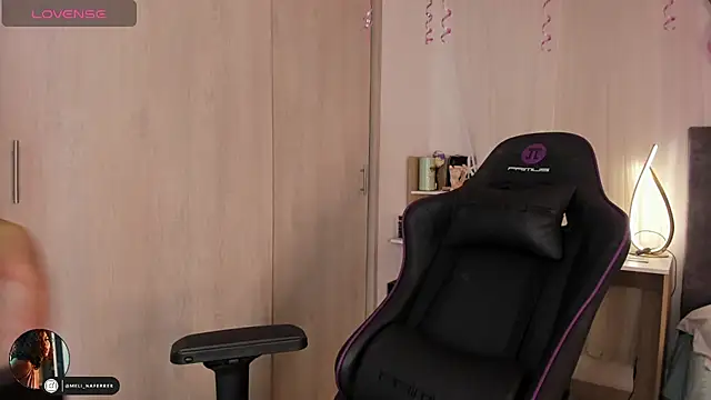 Melina Ferrer1 online show from November 15, 4:03 pm