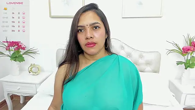 krishaa  online show from December 23, 1:13 pm