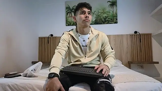 andrew rose  online show from October 24, 11:23 pm