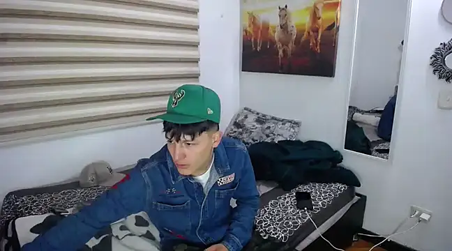 Snapshot of Pharaon_71 chatting on March 7, 6:35 am Pharaon 71 online show from March 7, 6:35 am