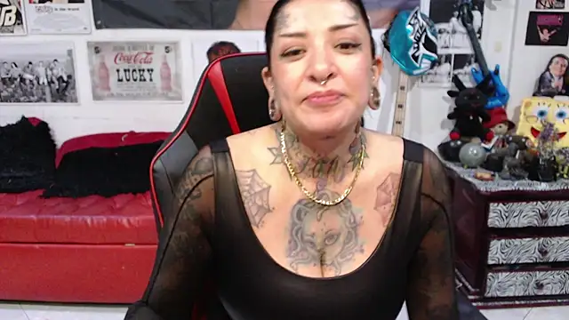 Rollyderolandia666 online show from January 8, 11:19 pm