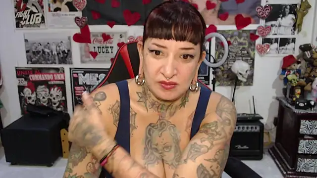 Rollyderolandia666 online show from February 22, 11:47 pm