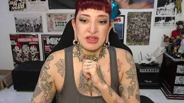 Rollyderolandia666 online show from June 3, 10:26 pm