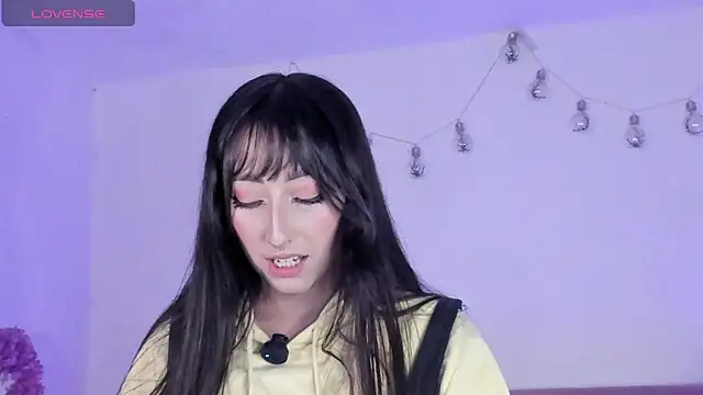 v1cky  online show from March 2, 10:38 pm