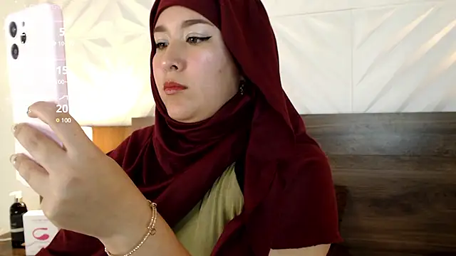 Dalila bashar online show from February 19, 5:06 pm