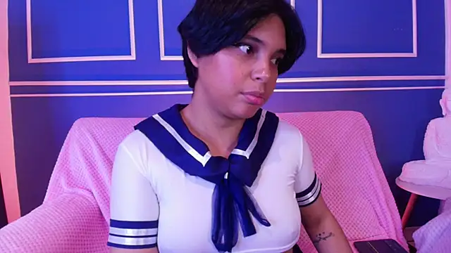 Snapshot of Emmapark_ chatting on October 28, 2:37 am Emmapark online show from October 28, 2:37 am