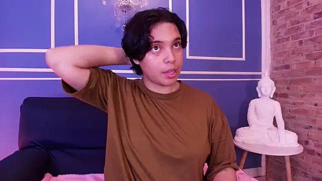 Snapshot of Emmapark_ chatting on November 13, 1:04 am Emmapark online show from November 13, 1:04 am