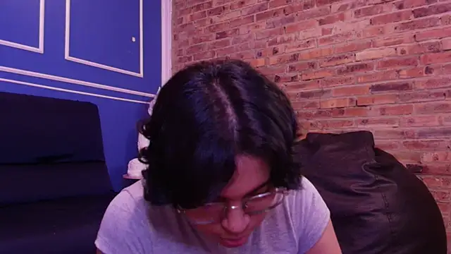 Snapshot of Emmapark_ chatting on November 22, 6:40 pm Emmapark online show from November 22, 6:40 pm