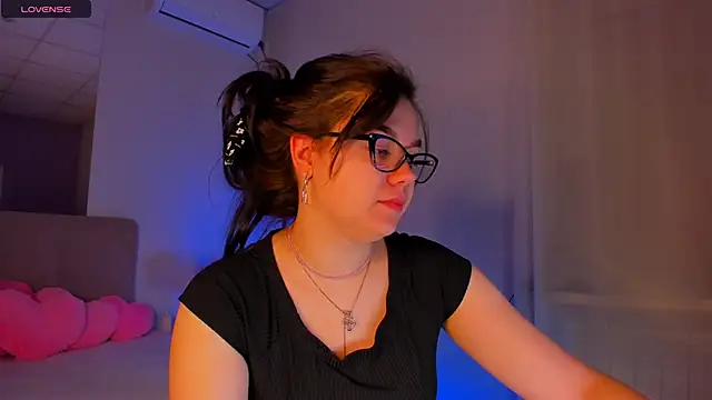 SelenaaSky online show from December 8, 1:58 pm