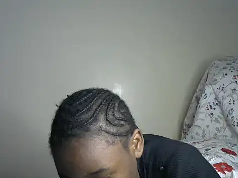 Novah  online show from December 4, 8:50 pm