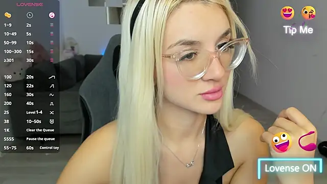 LovelyBianca online show from October 18, 8:53 pm