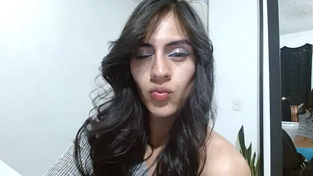 Snapshot of _princess_queen chatting on February 26, 4:11 am princess queen online show from February 26, 4:11 am