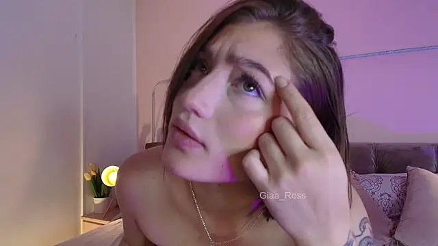 Snapshot of Giaa_Ross chatting on February 24, 11:54 am Giaa Ross online show from February 24, 11:54 am