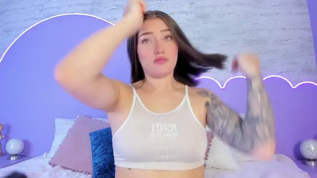 Snapshot of Giaa_Ross chatting on November 25, 7:36 pm Giaa Ross online show from November 25, 7:36 pm