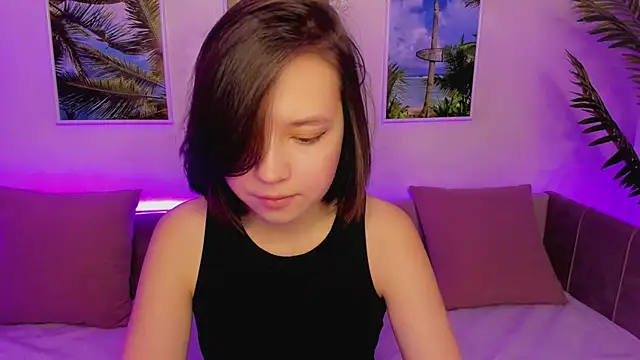 Lina Brownie online show from January 19, 2:15 am