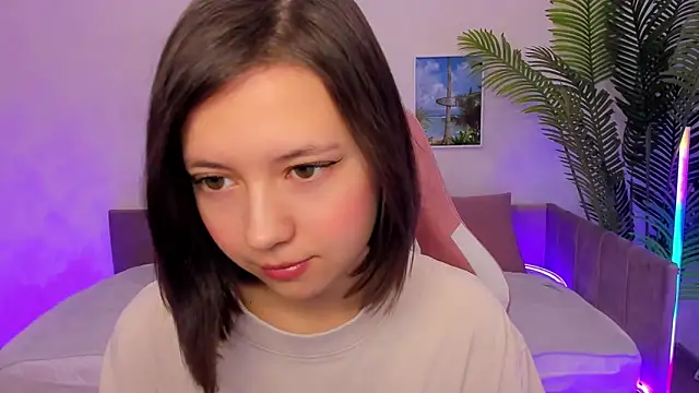 Lina Brownie online show from February 22, 1:44 am