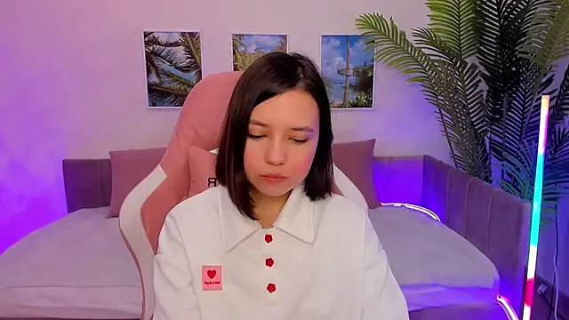 Lina Brownie online show from February 23, 2:29 am