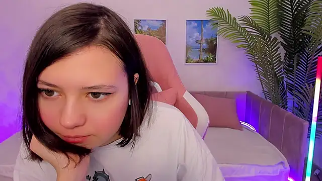 Lina Brownie online show from March 2, 2:08 am