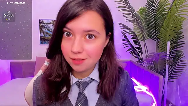 Lina Brownie online show from October 7, 2:20 am