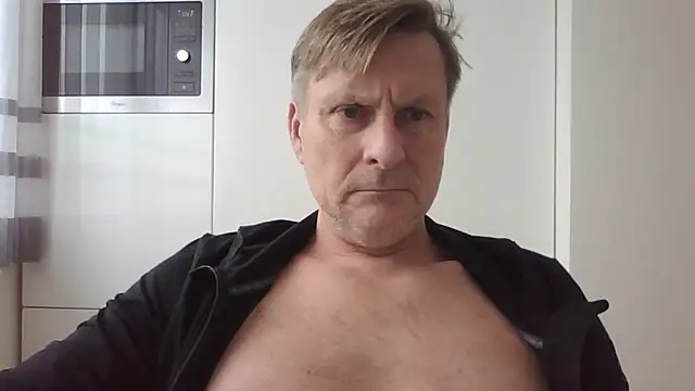 johnnym1 online show from January 13, 1:16 pm