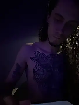 Snapshot of al3joxxx chatting on January 10, 11:31 pm al3joxxx online show from January 10, 11:31 pm