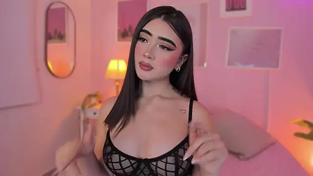 little-natt online show from December 18, 5:21 pm