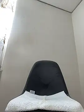 keirabbw online show from November 9, 6:17 pm