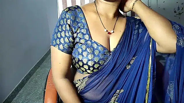 Snapshot of samyukthapuretelugu chatting on July 7, 8:07 am samyukthapuretelugu online show from July 7, 8:07 am
