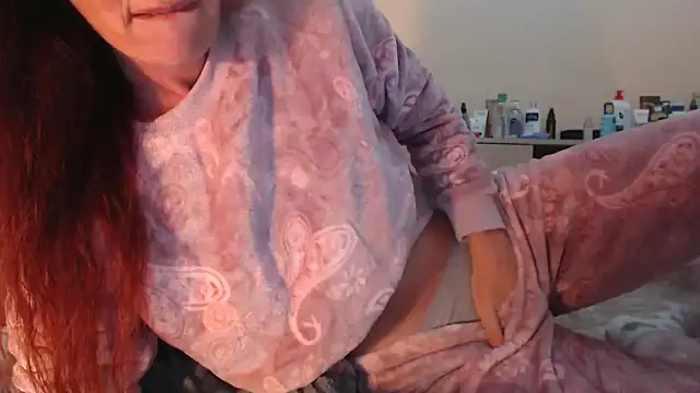 Snapshot of LovelyAndraGirl chatting on September 19, 7:36 pm LovelyAndraGirl online show from September 19, 7:36 pm