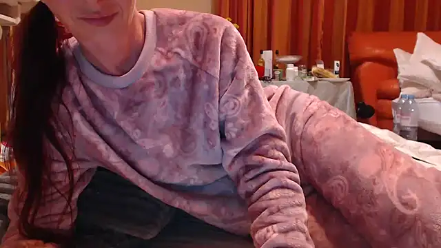 Snapshot of LovelyAndraGirl chatting on September 27, 12:26 am LovelyAndraGirl online show from September 27, 12:26 am