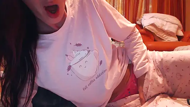 Snapshot of LovelyAndraGirl chatting on October 15, 12:16 pm LovelyAndraGirl online show from October 15, 12:16 pm