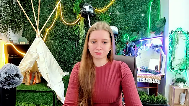 MayaSinabon online show from October 1, 9:15 am